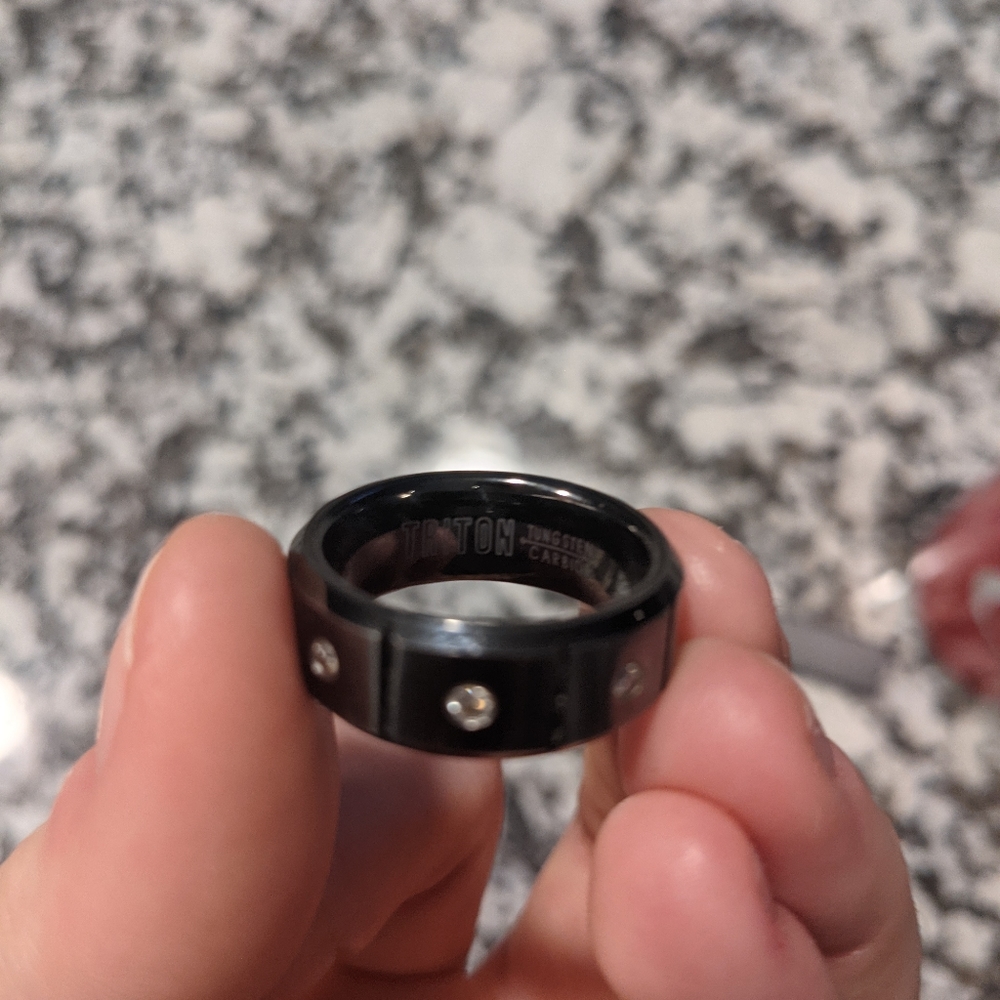 Mens Band - Picture 3 of 3